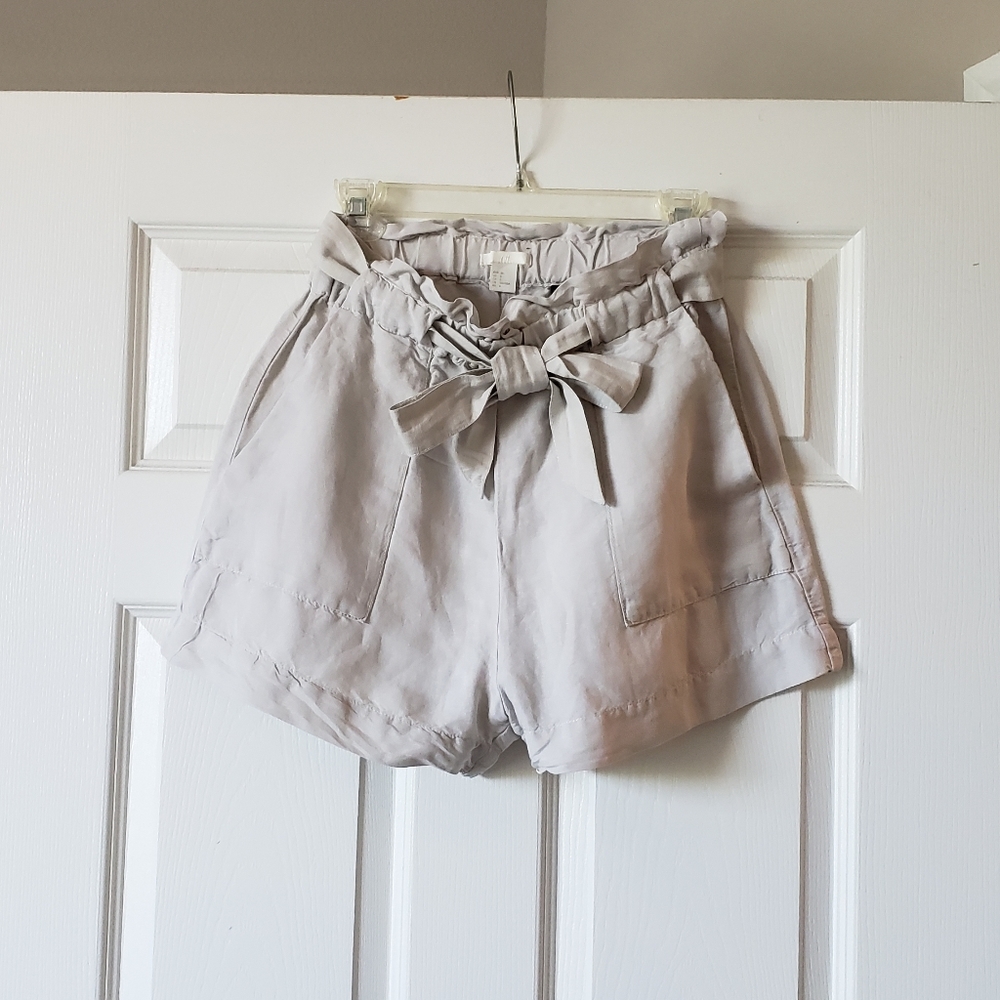 🌹H&M Paperbag tie shorts🌹